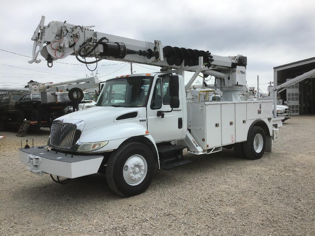 Used Digger Derricks For Sale